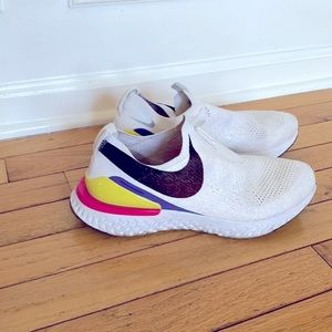 Nike Epic Phantom React white large side black swoop & small Silver swoop W-10M